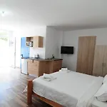 Lejlighedshotel Lithos Oroklini