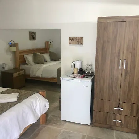 Lithos Aparthotel *